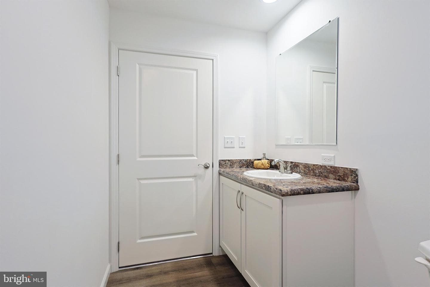 1525 Beacon Street photo 48