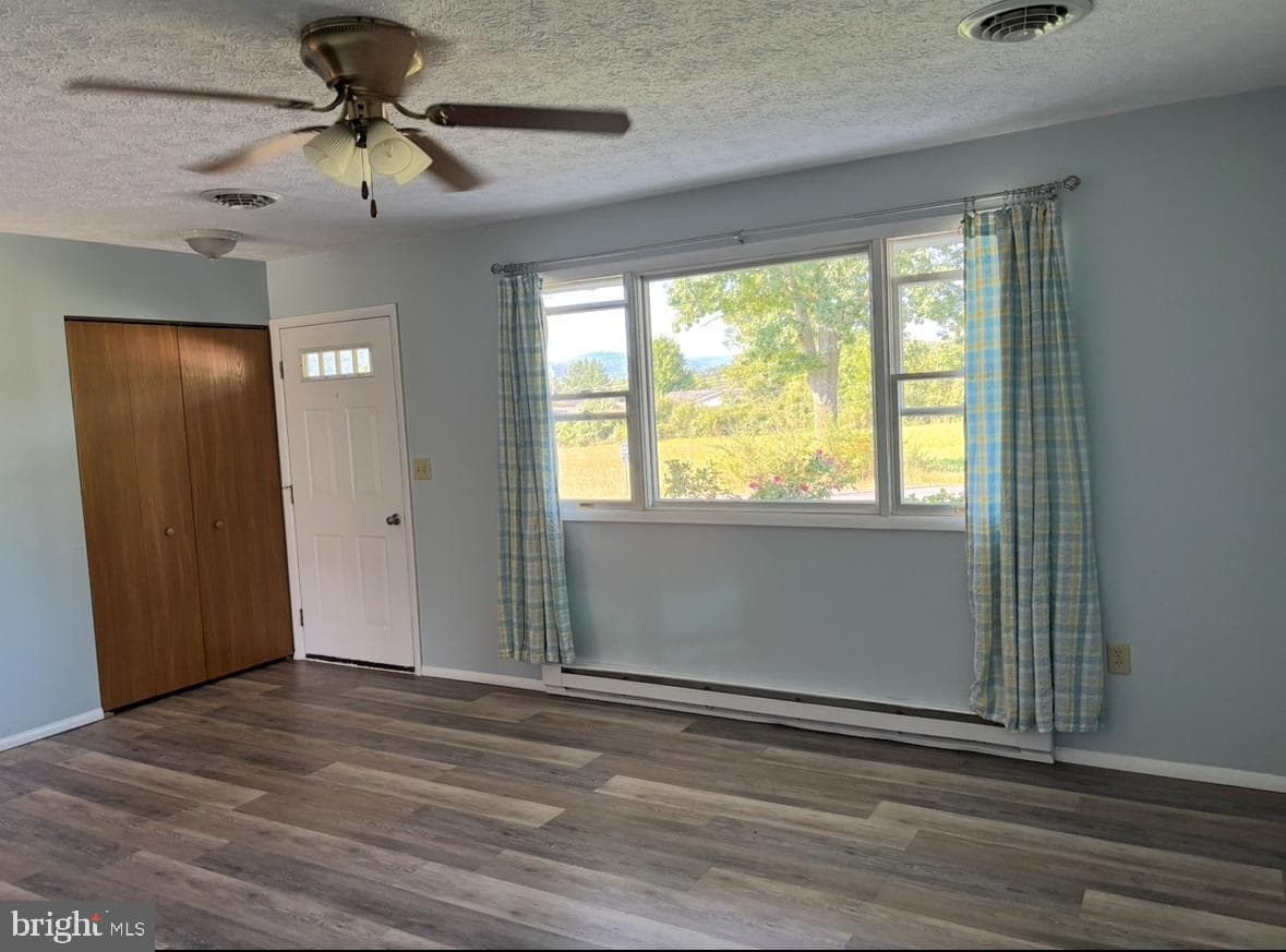 136 Meadow Street photo 10