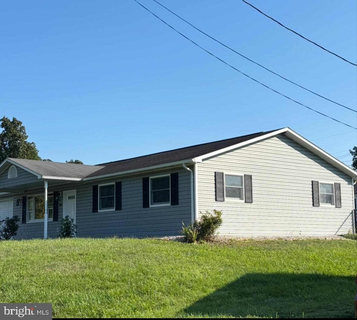136 Meadow Street photo 5