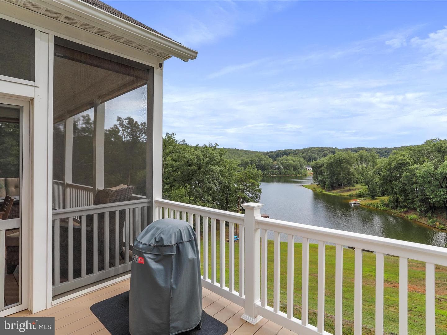 1510 N Lakewood Drive photo 20