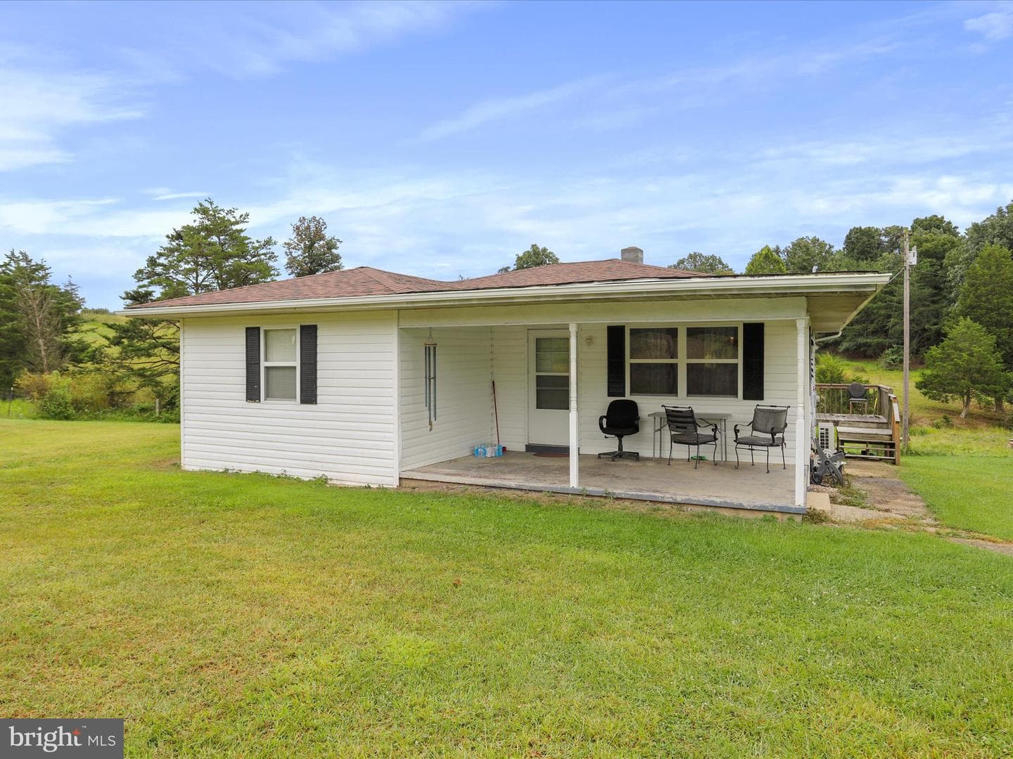 736 Susan Fleek Road photo 12