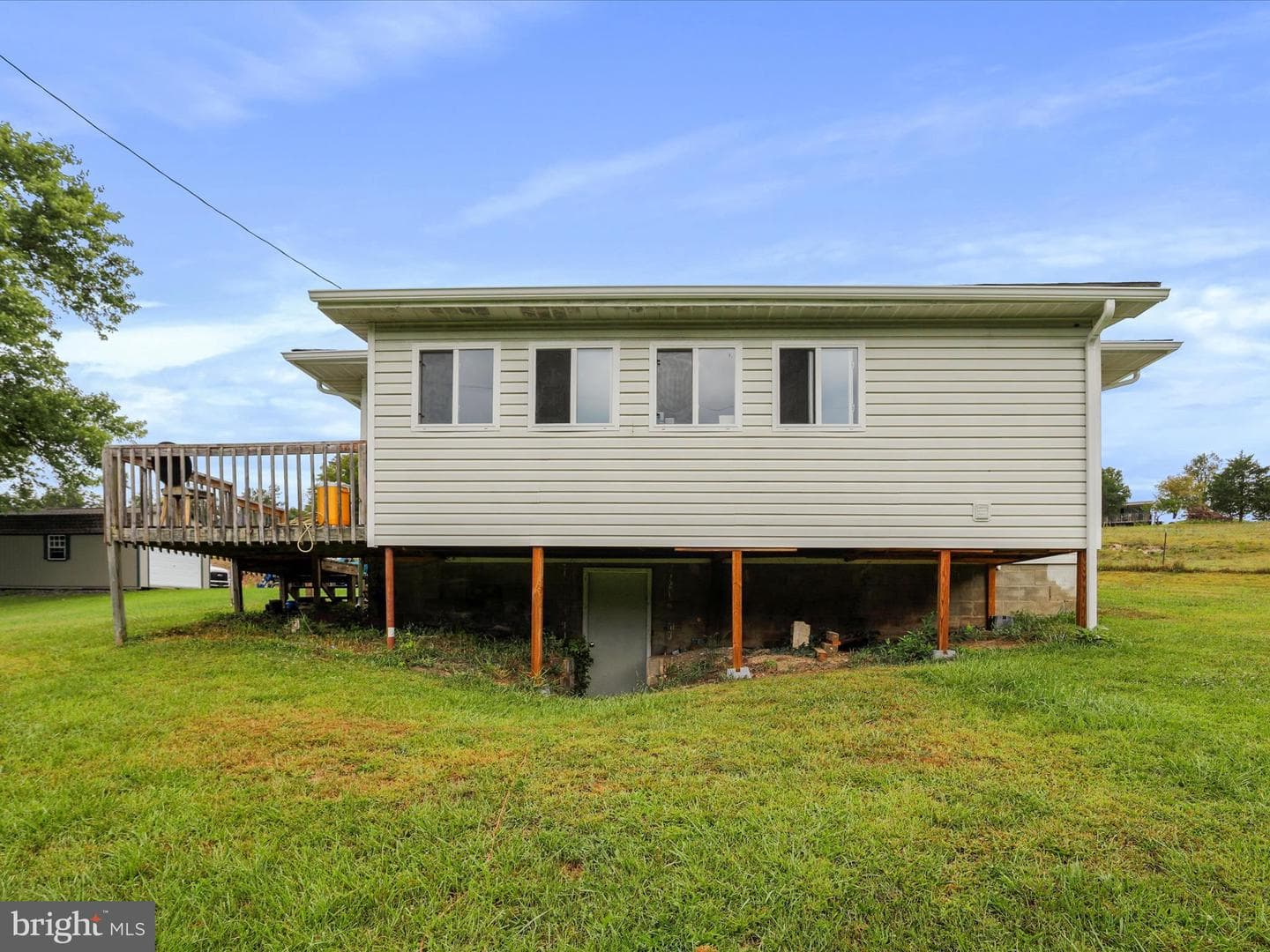 736 Susan Fleek Road photo 13