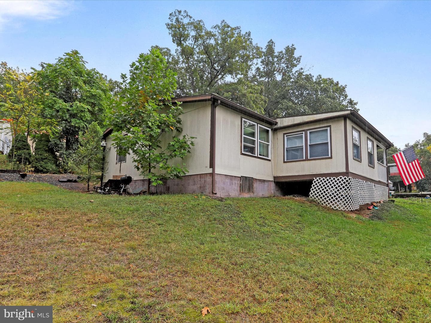 141 Birch Lane photo 27