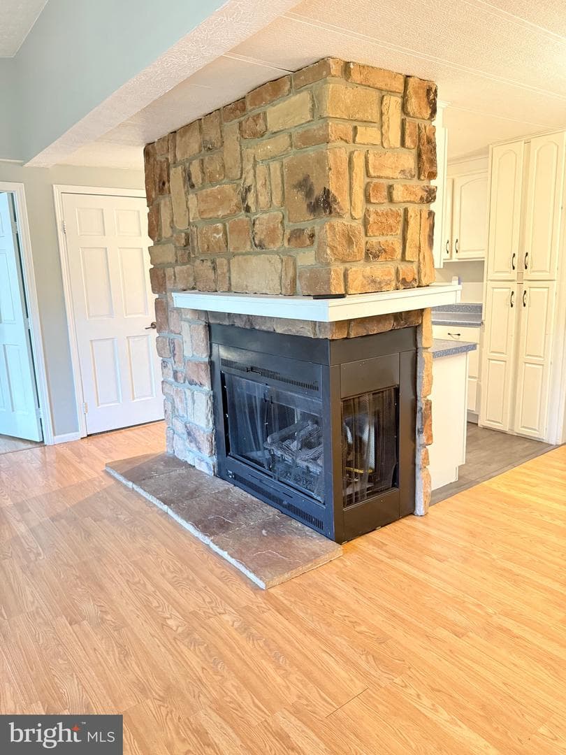 141 Peach Tree Lane photo 37