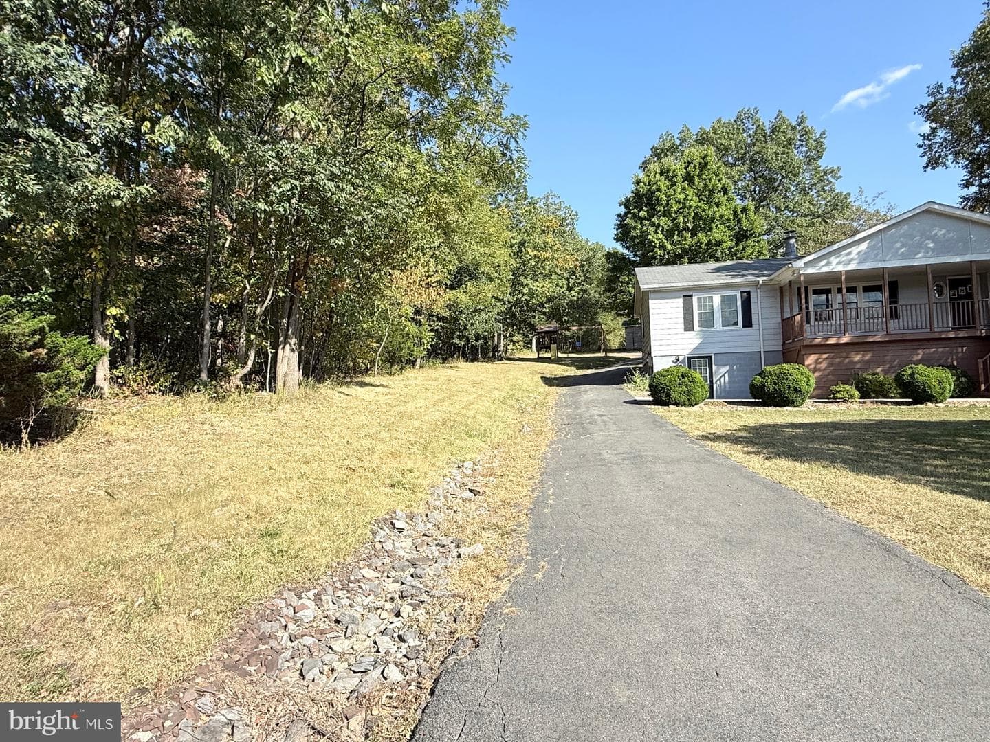 141 Peach Tree Lane photo 6