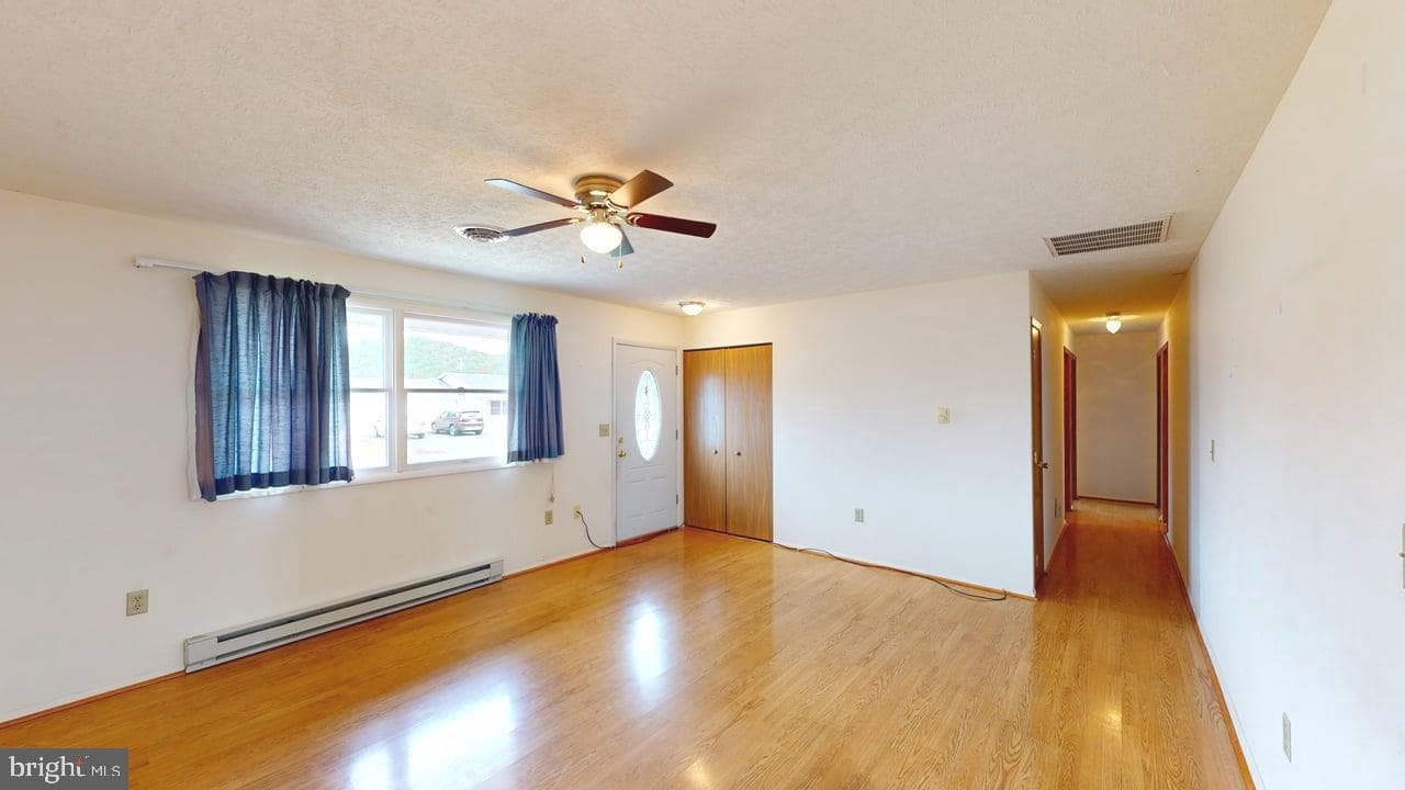 407 Inspiration Drive photo 5