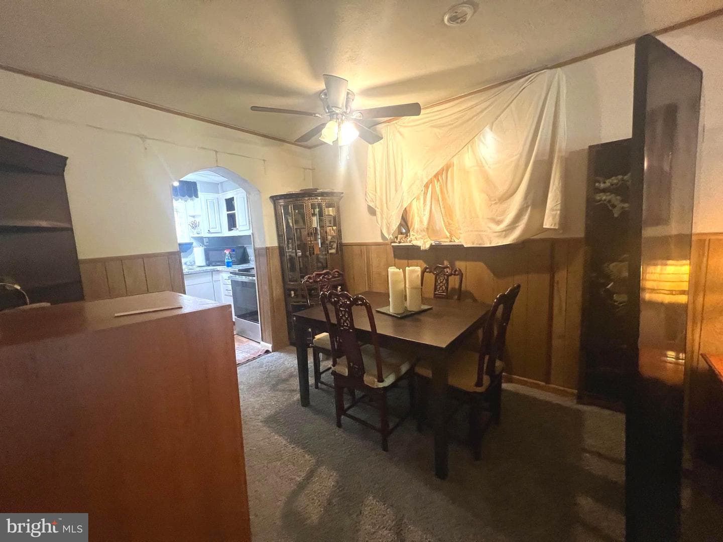 323 Richmond Street photo 10