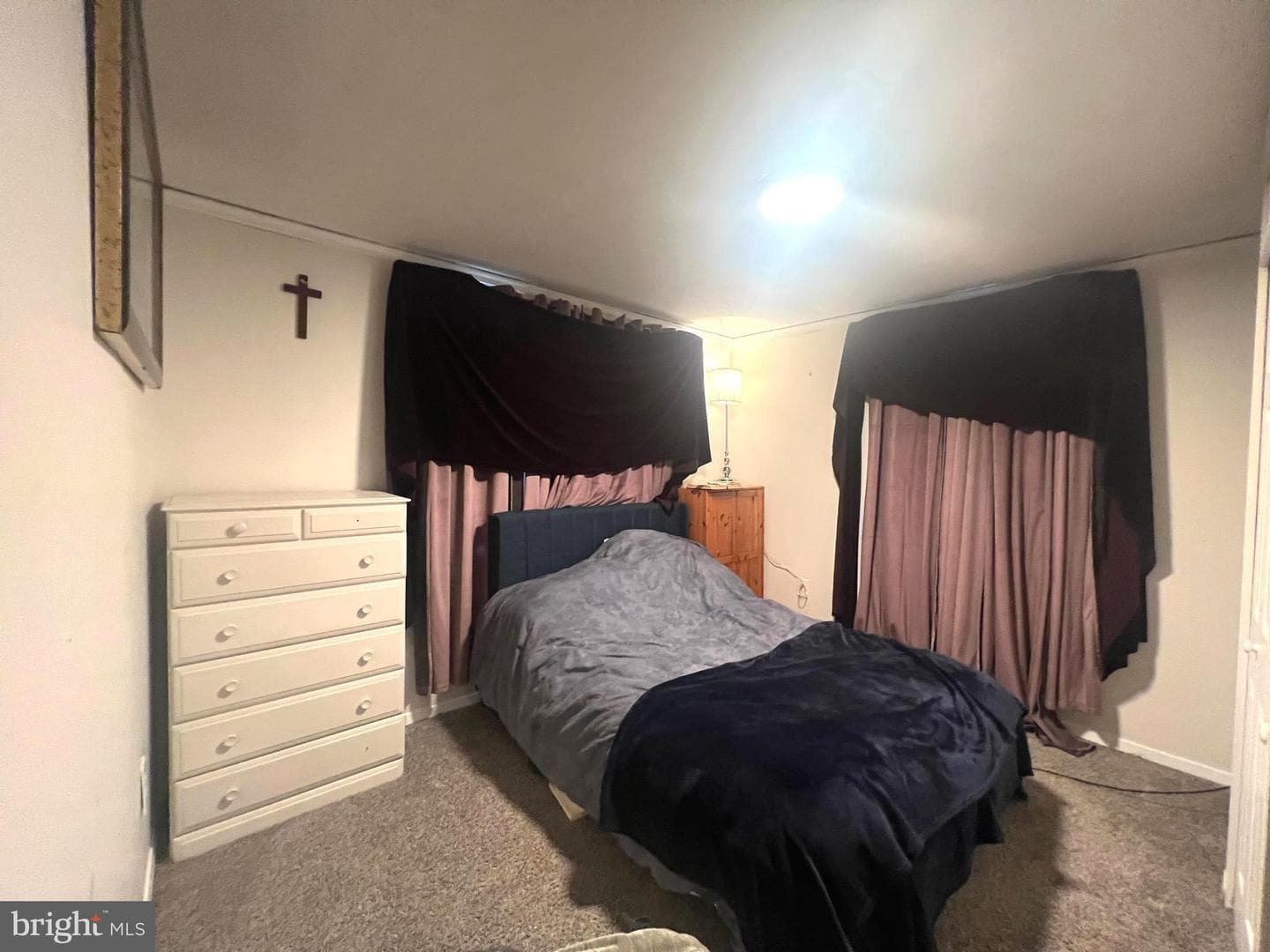 323 Richmond Street photo 14