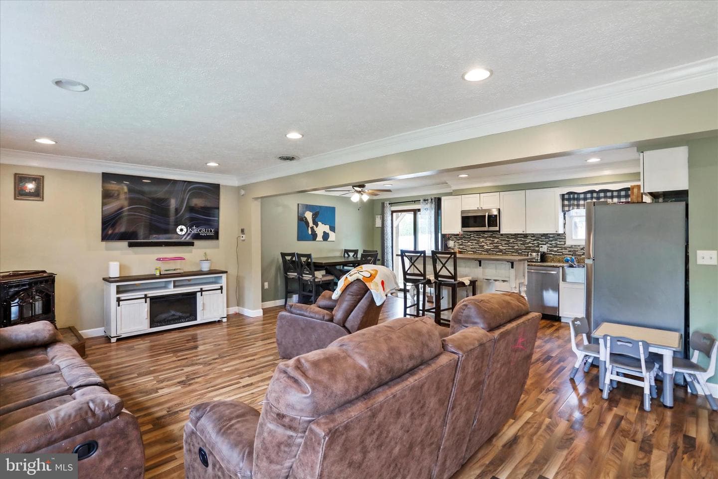 15 Nightingale Street photo 5