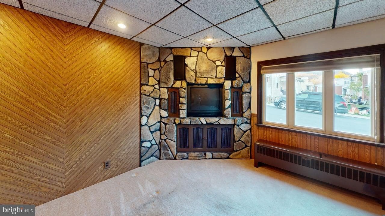 81 James Street photo 52
