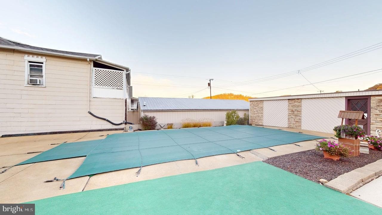 81 James Street photo 54