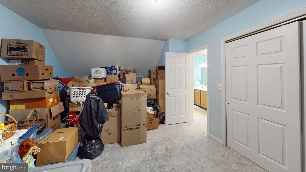 1560 Beacon Street photo 31