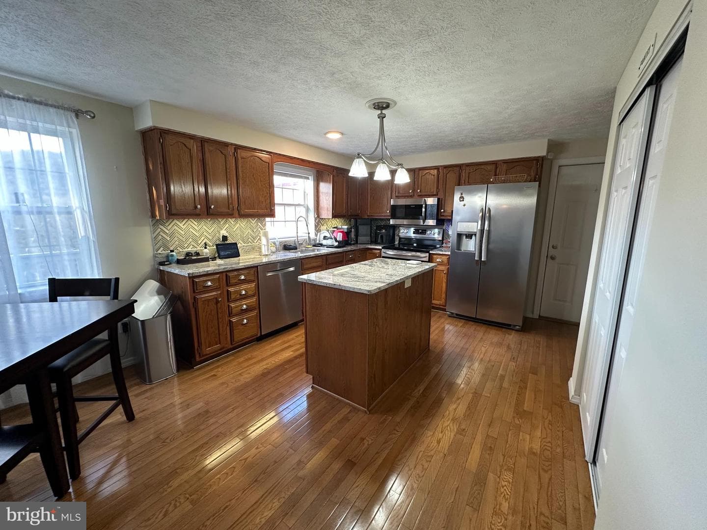 382 Ridgewood Drive photo 11