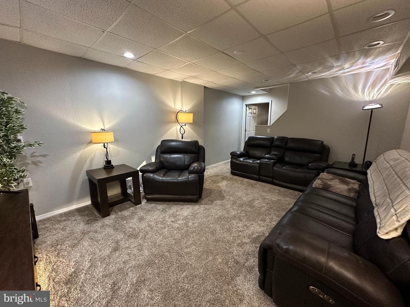 382 Ridgewood Drive photo 32
