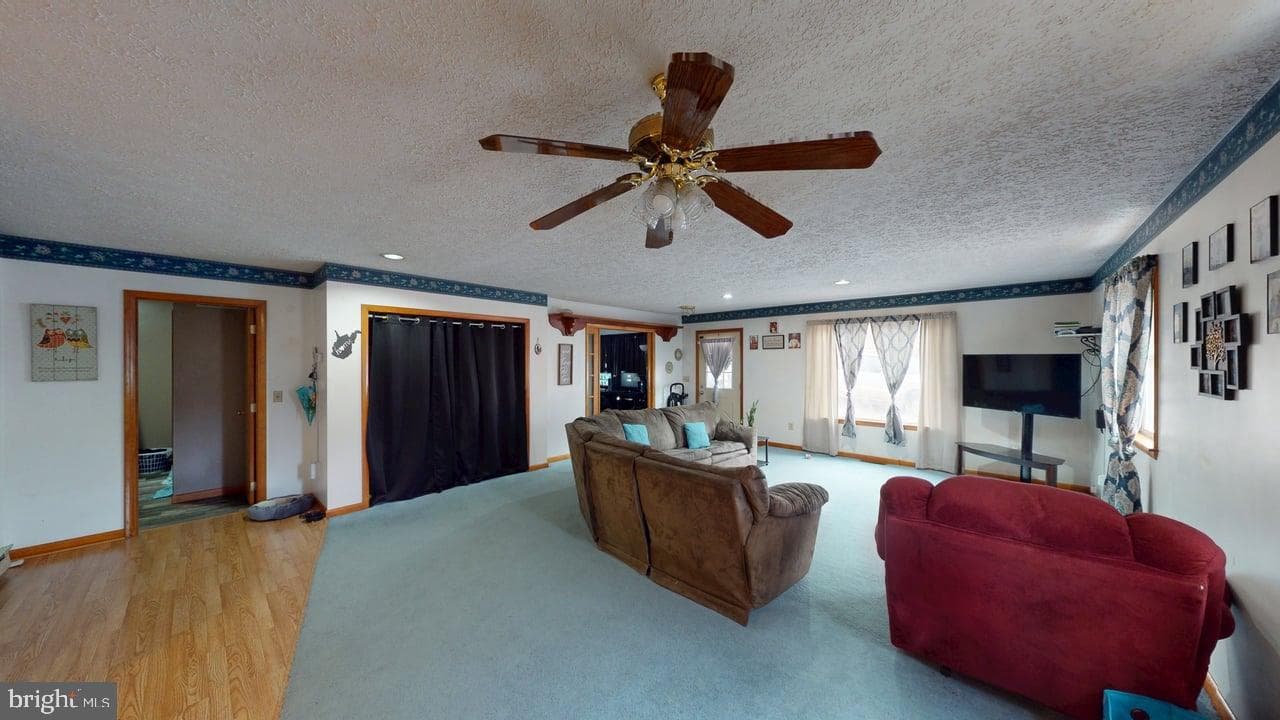 7986 Frankfort Highway photo 20