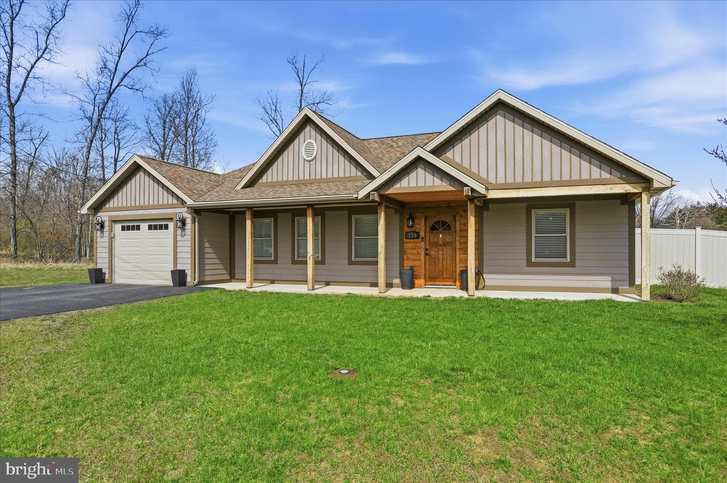 138 Redwood Lane
