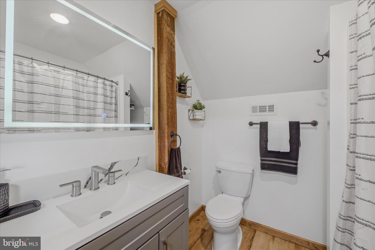 347 Meadow Valley Place photo 26