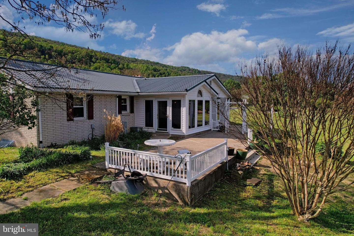 7977 Knobley Road photo 3