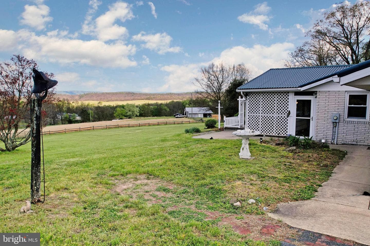 7977 Knobley Road photo 6