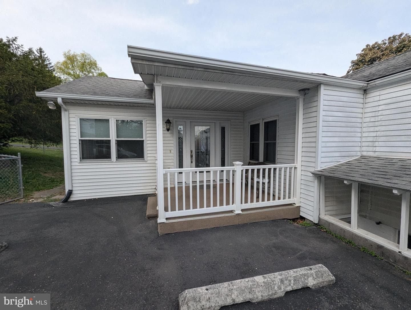 5040 Frankfort Highway photo 14
