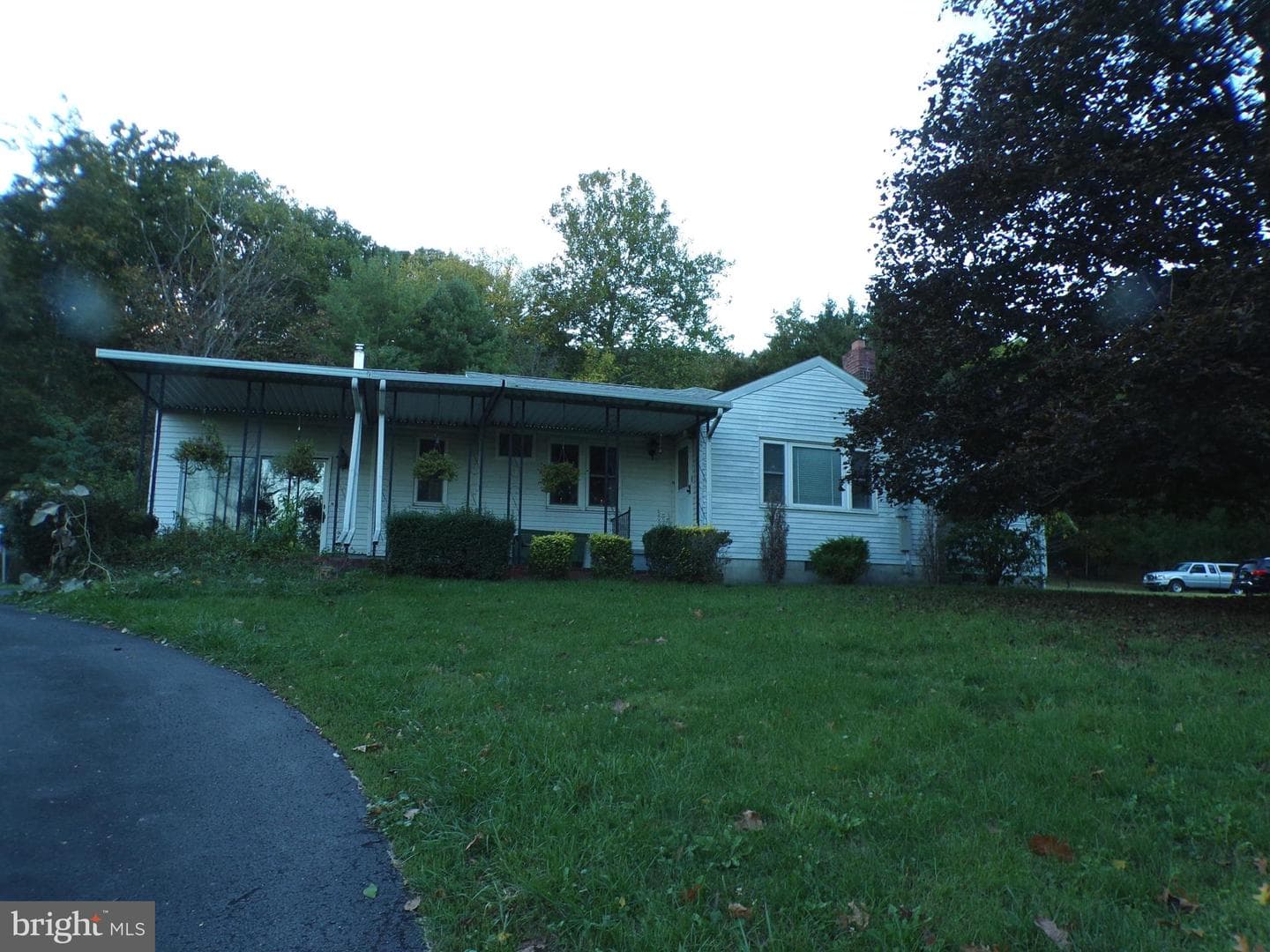 5040 Frankfort Highway photo 2