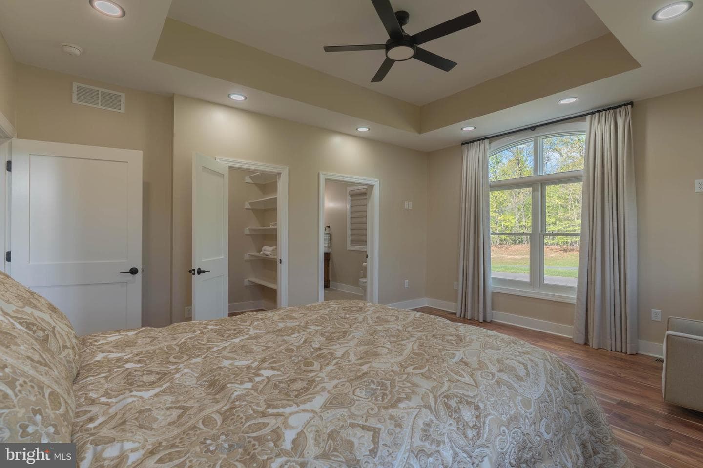113 N Lakewood Drive photo 46