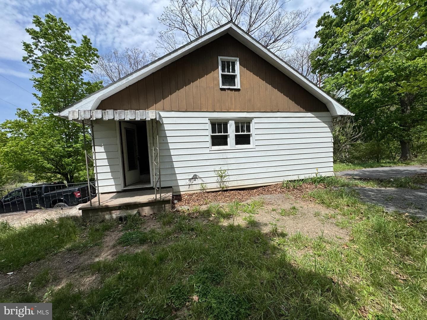 85 Ralph Barnes Lane photo 1
