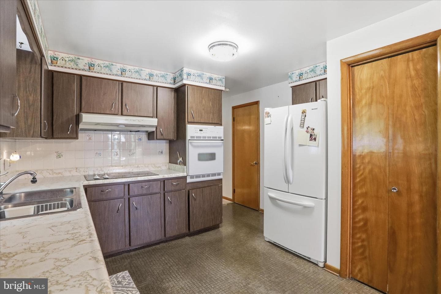 199 Buser Street photo 10