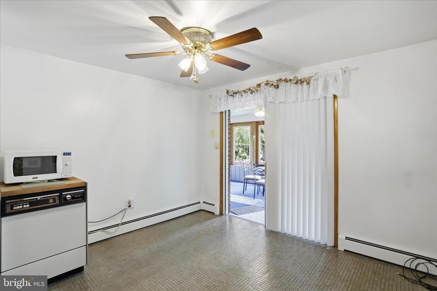 199 Buser Street photo 31