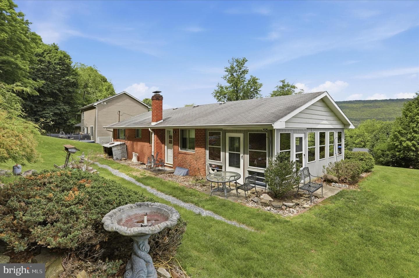 199 Buser Street photo 35