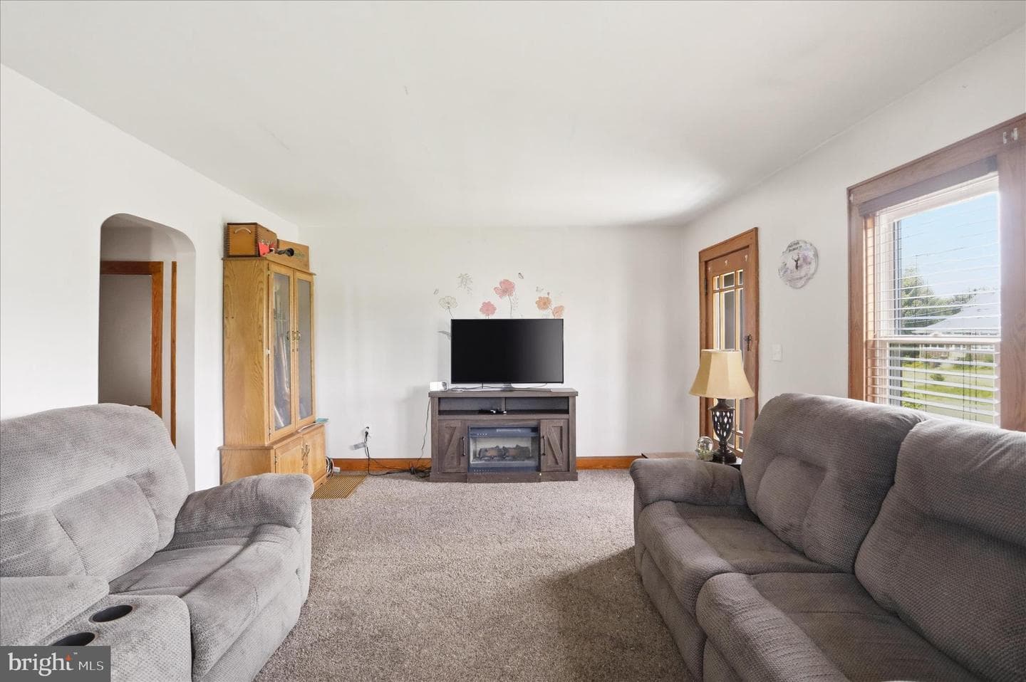9285 Frankfort Highway photo 18