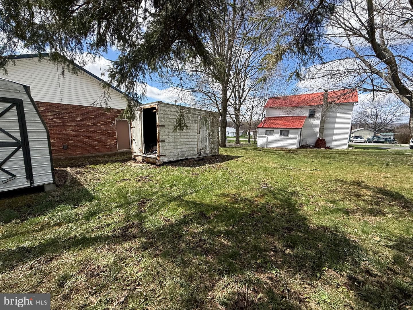 132 Oak Street photo 15