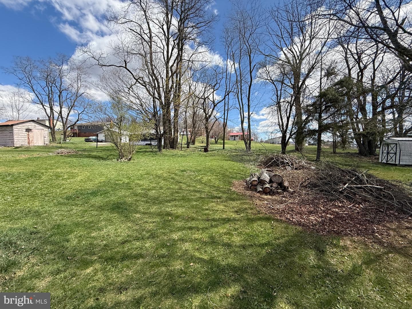 132 Oak Street photo 26
