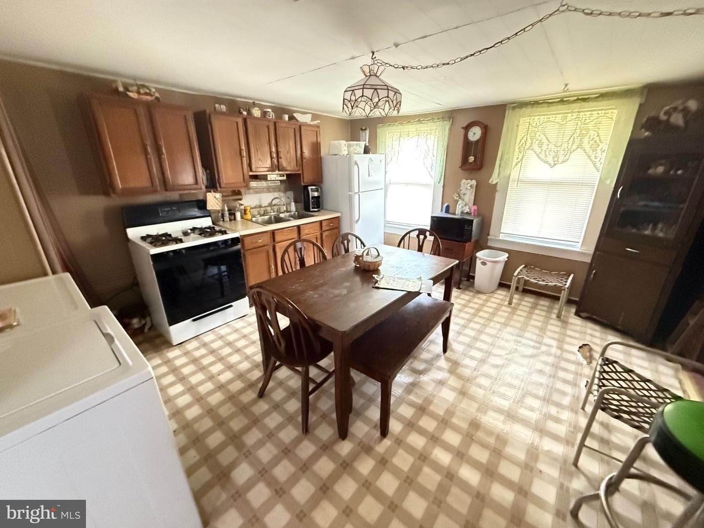 132 Oak Street photo 29
