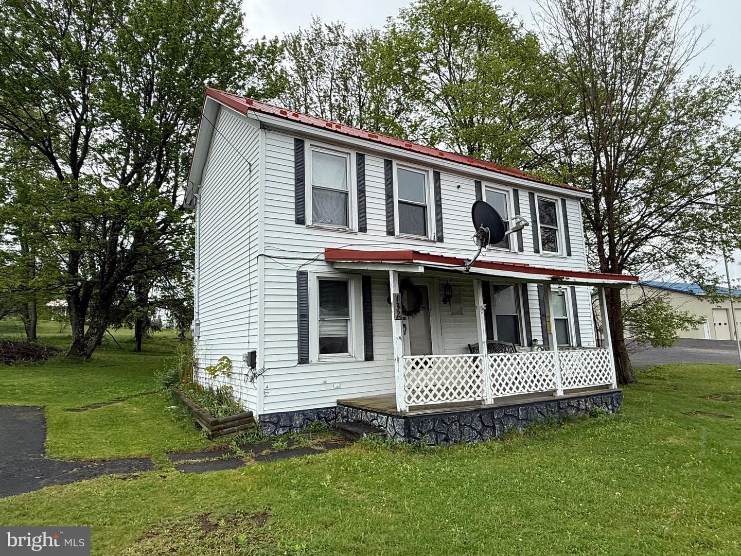 132 Oak Street photo 6