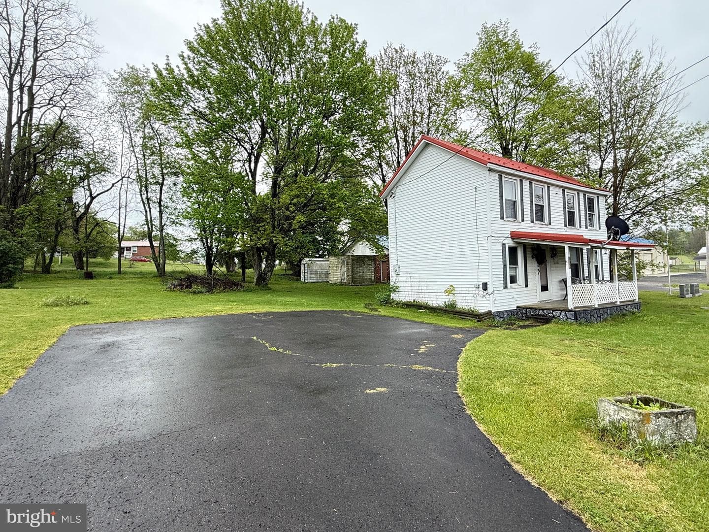 132 Oak Street photo 9