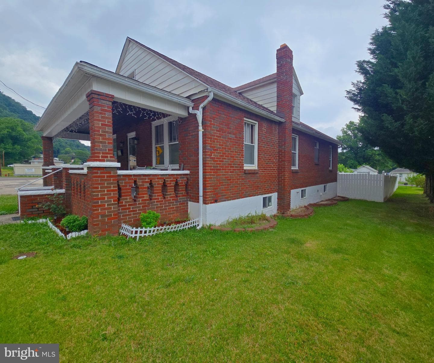 650 W Piedmont Street photo 12