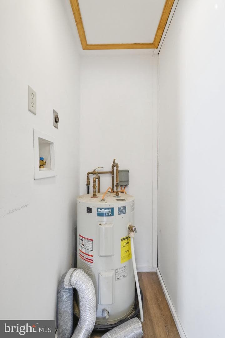 17 Alley C photo 17