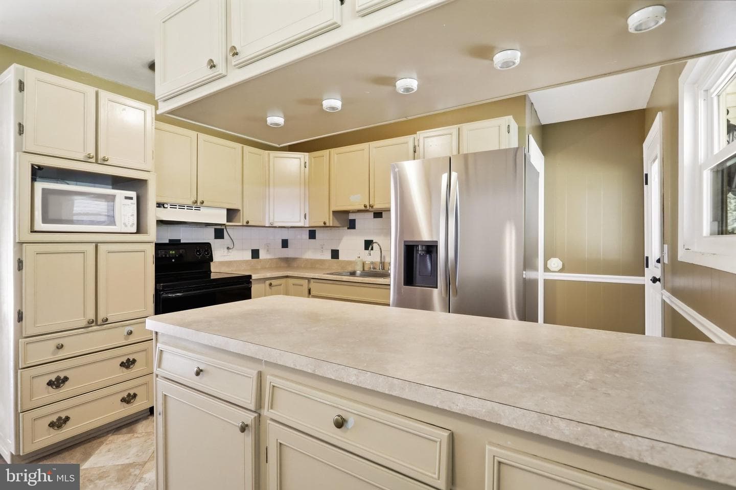 95 Old Orchard Drive photo 12