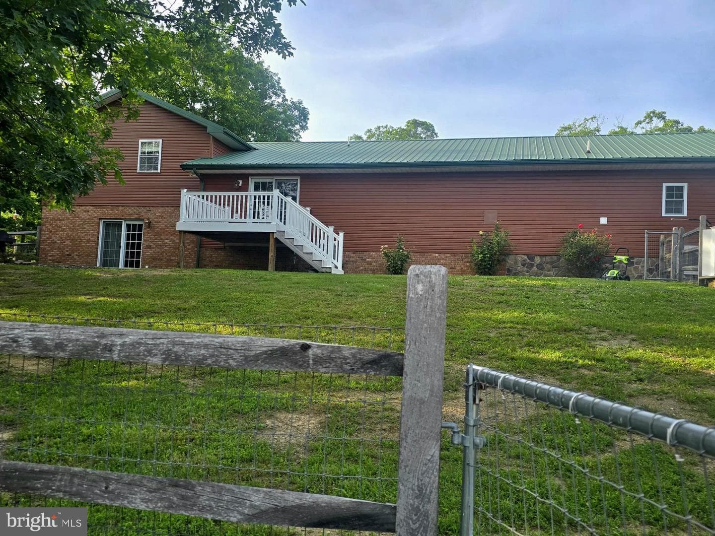 317 Grand View Drive photo 4
