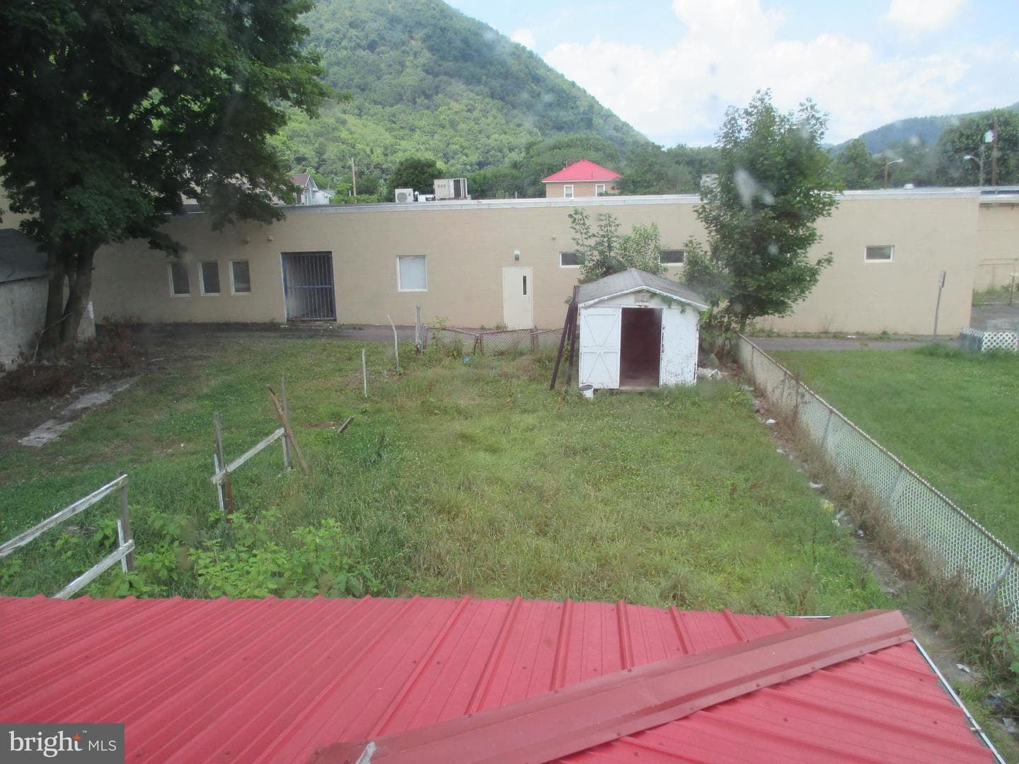 43 N F Street photo 14