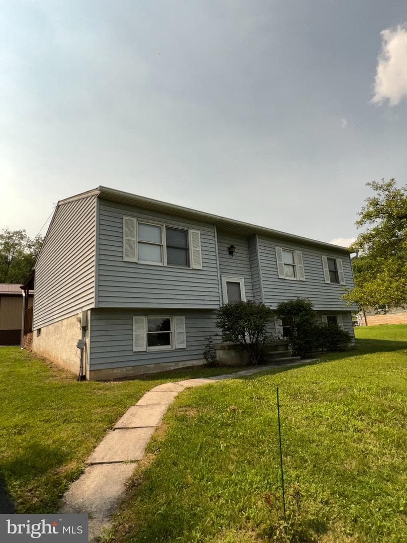 101 Fair Haven Street, Ridgeley