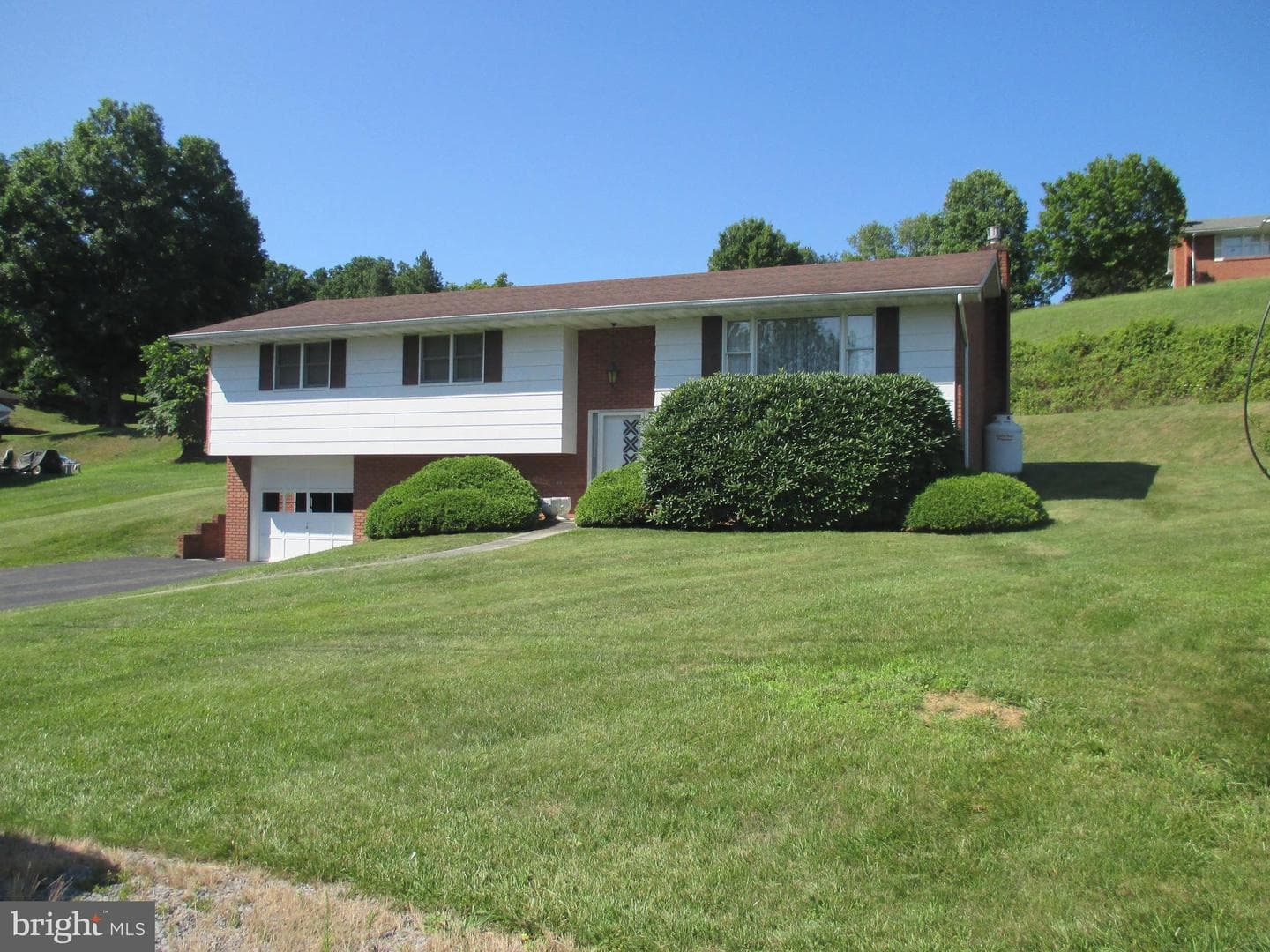 14 Leon Drive, Fort Ashby