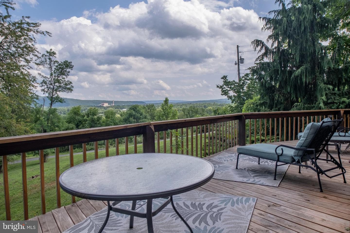 144 Mulberry Lane photo 35
