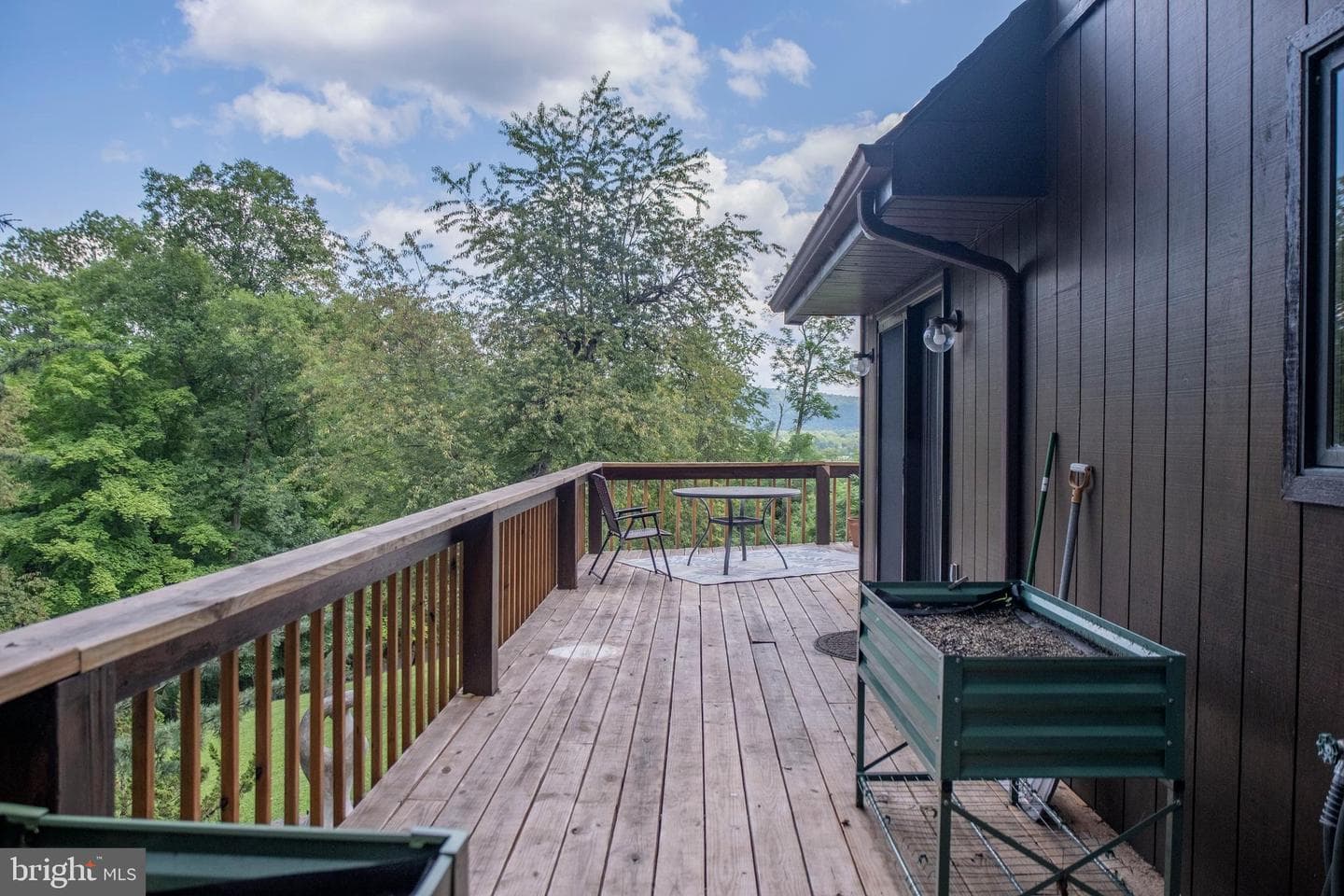 144 Mulberry Lane photo 8