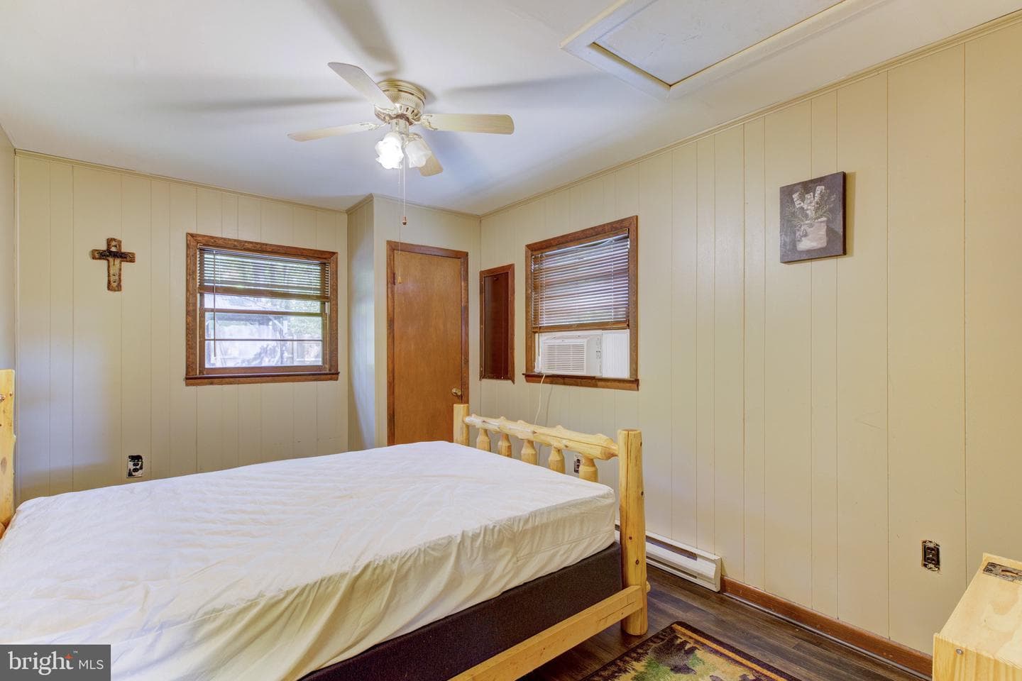 142 Redbud Lane photo 23