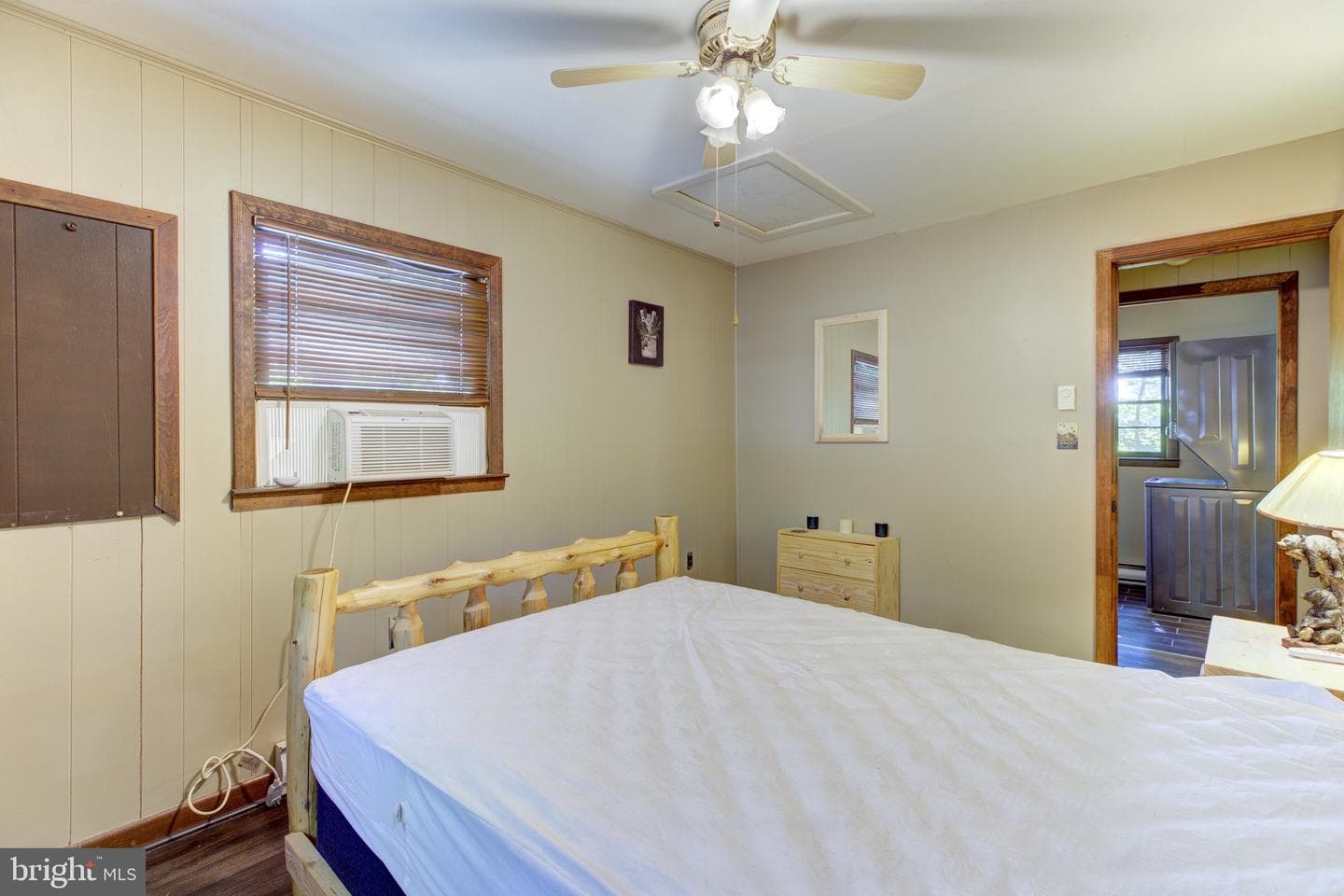 142 Redbud Lane photo 25