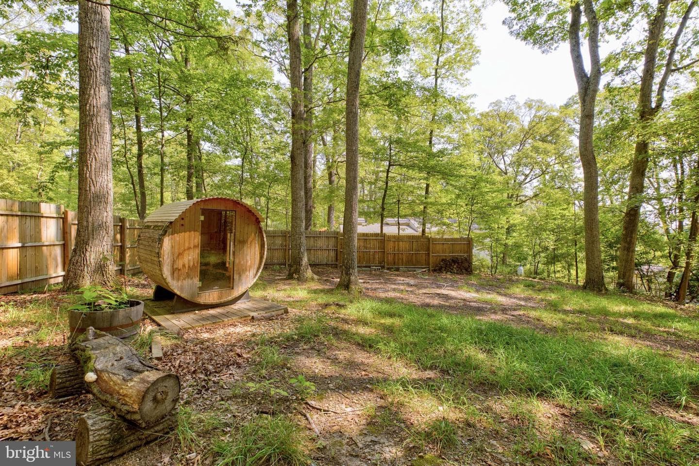 142 Redbud Lane photo 35