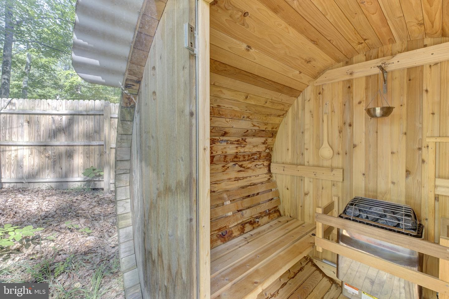 142 Redbud Lane photo 37