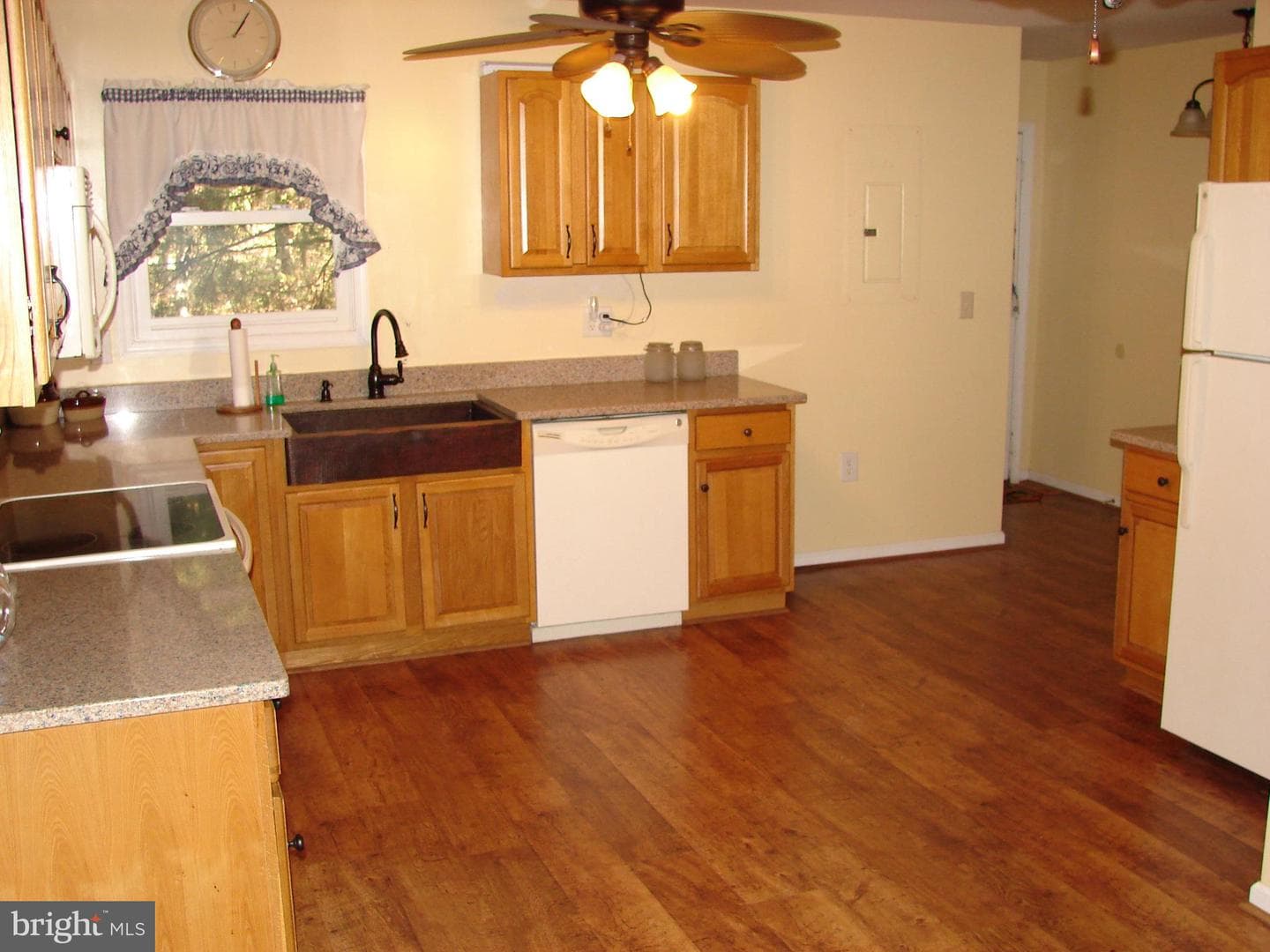 1375 Audubon Road photo 4